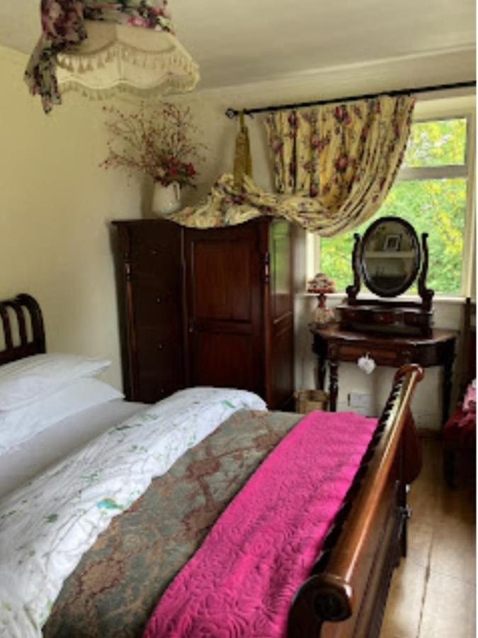 Budget Double Room In City Kilkenny Esterno foto