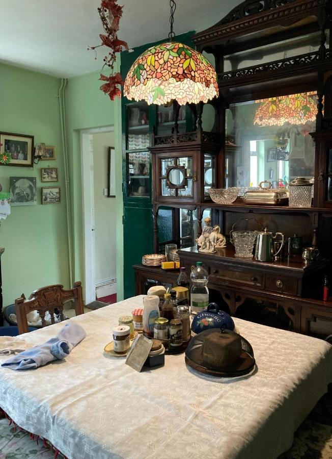 Budget Double Room In City Kilkenny Esterno foto